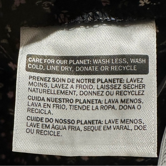 Levi's Lena Ruffled Cotton Crewneck Floral Blouse Size XL NWT - Picture 11 of 12